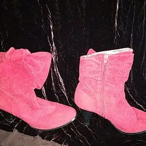 Avanti Red Bow Tie Booties